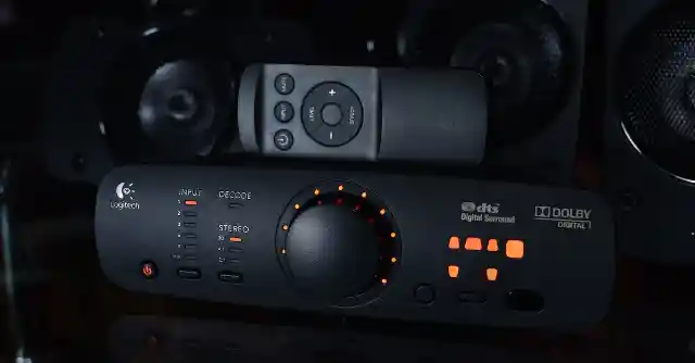 Entitled Neighbor Keeps Turning The Volume Up, Mom Gets Spectacular Payback