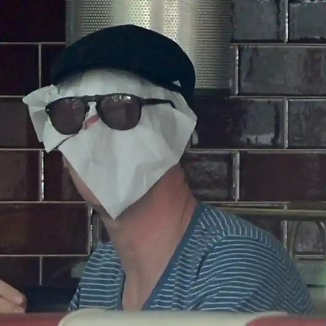 Benedict Becomes Mr. Napkin