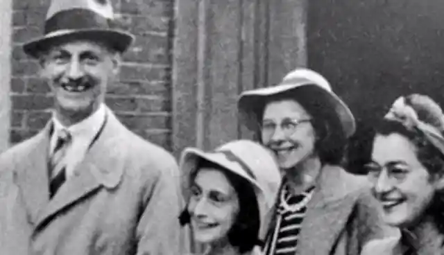 Anne Frank - cont.