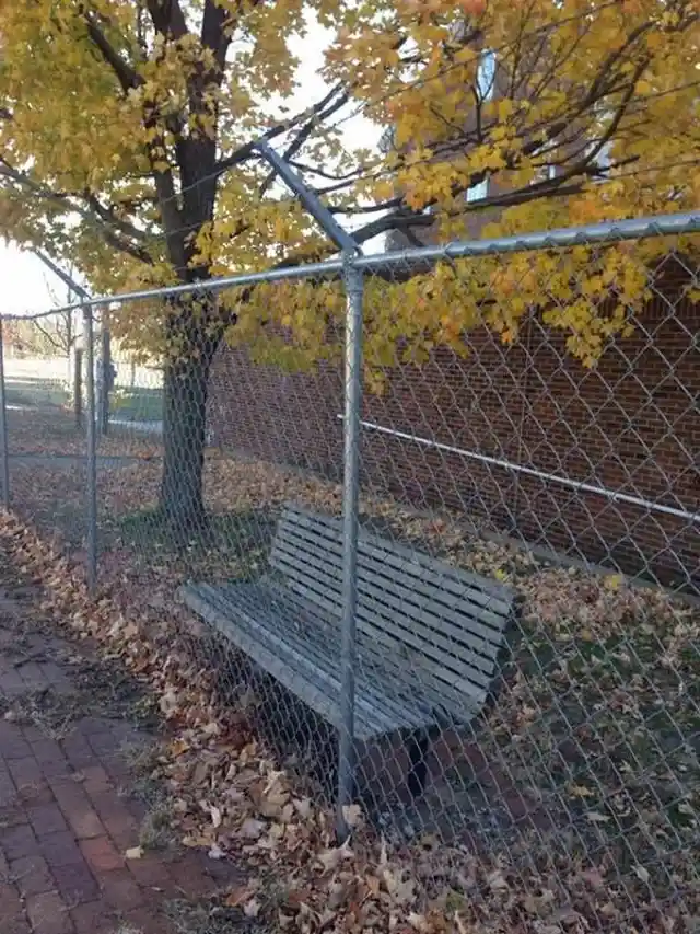 Le banc des parias