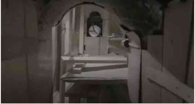 Unsealing the burial chamber