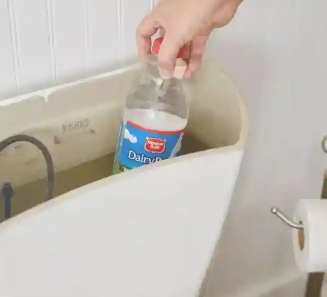 Plastic Bottle For Toilet-Water Saving