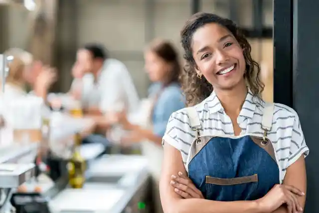 ¿En Qué Puedo Ayudarle?
