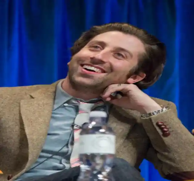 Simon Helberg As A Loveable Nerd