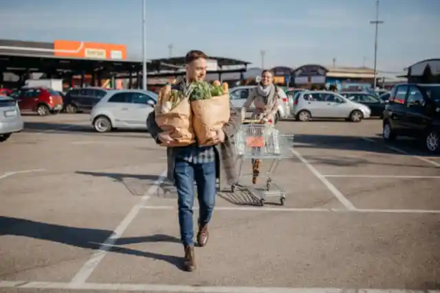 Teen Carries Shoppers Groceries, He Doesn’t Realize Whats About To Happen To Him