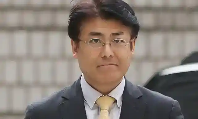 27. 加藤達也