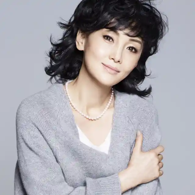 Kaho Minami: $10 million or approximately ¥1.45 billion