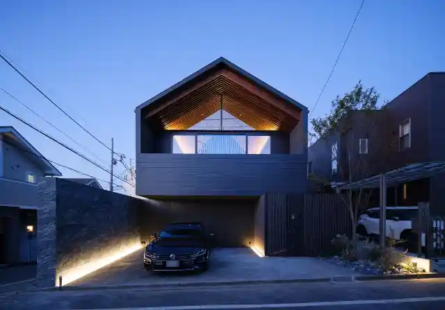 Curious About What Kind Of Houses Celebrities Live In?