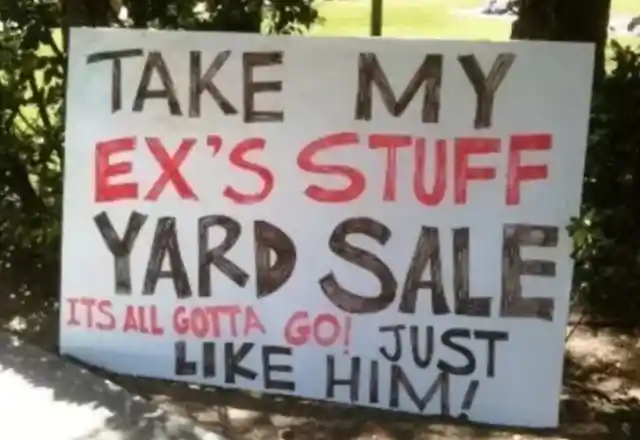 Top 26 Most Hilarious Yard Signs That Will Actually Make You Laugh