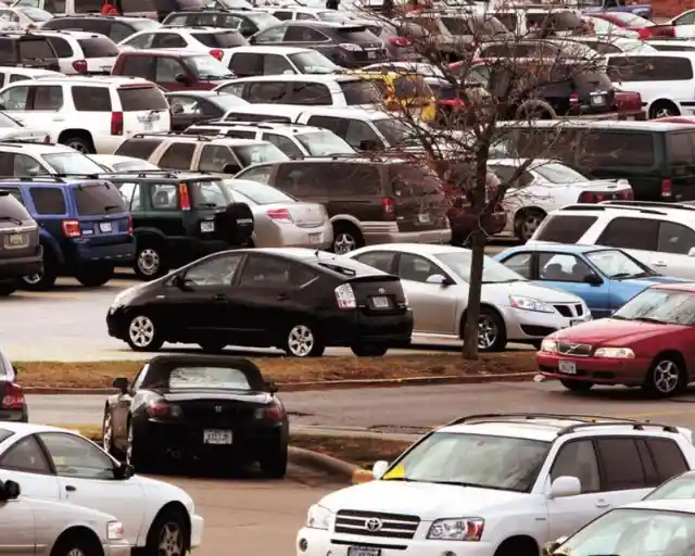 À la conquête du parking