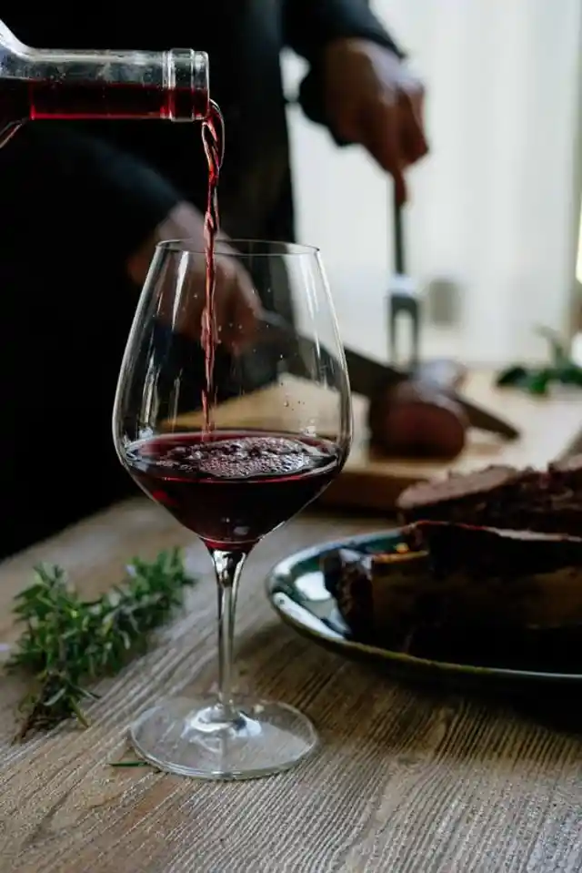 Here's Why You Drink More Alcohol During the Holidays