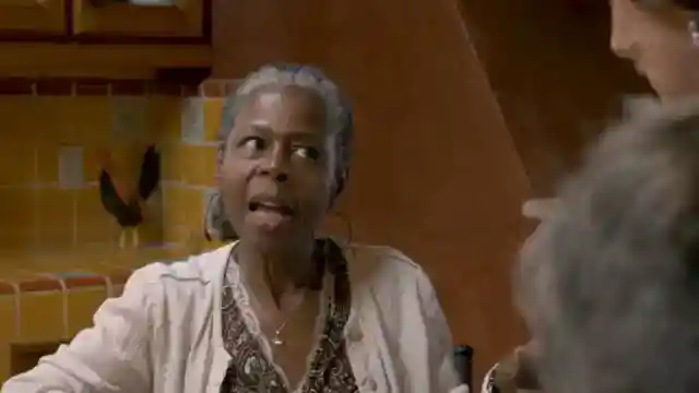 プッティング・アップ・ウィズ・ハー