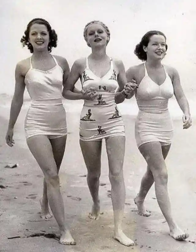 A Flattering Flashback - the 1930s Womens’ Swimsuit