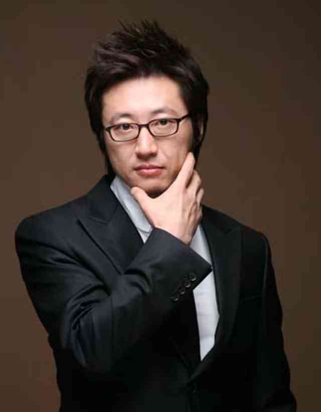 Park Shin Yang