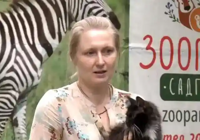 Musya Became a Resident of the Zoo By Mistake