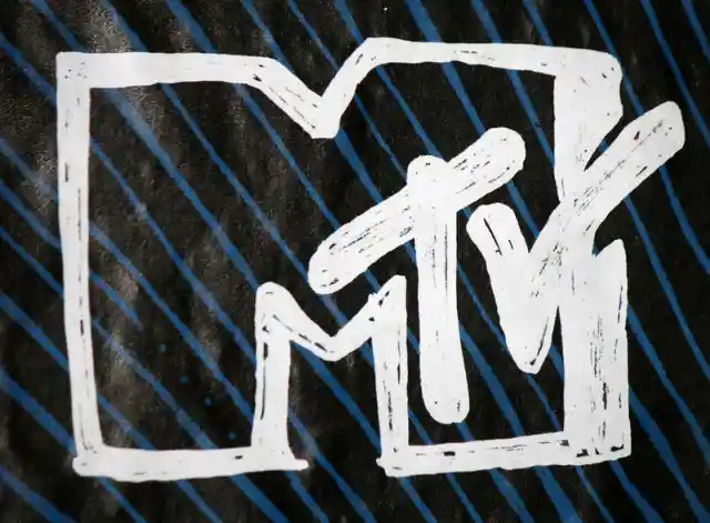 Quelle a été la première chanson diffusée sur MTV lors du lancement de la chaîne ?