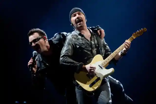 Quel est le nom du guitariste de U2 ?