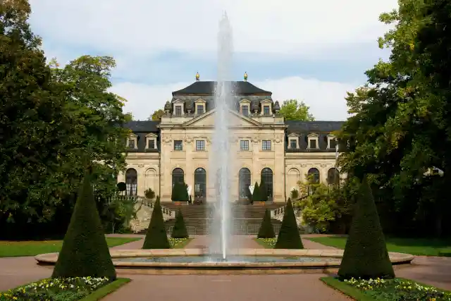 The Astonishing Mansion and the Twins' Tale