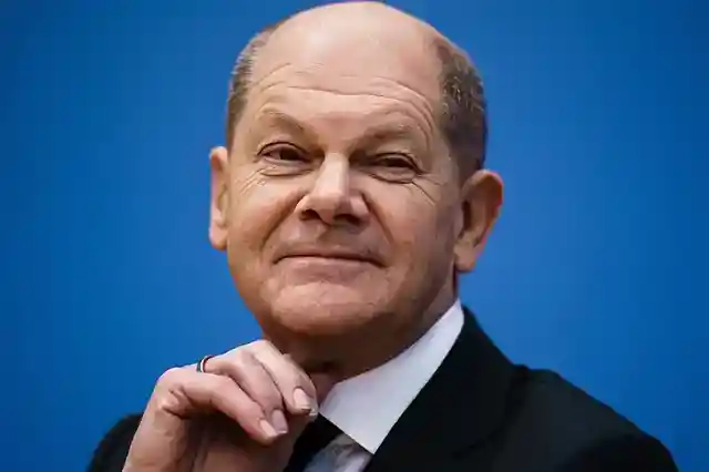 Olaf Scholz, 4 Millionen