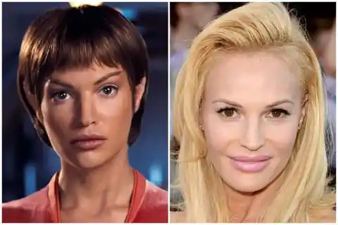 Jolene Blalock – born 1975