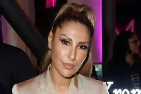 SENNA GAMMOUR – 2 MILLION EUROS