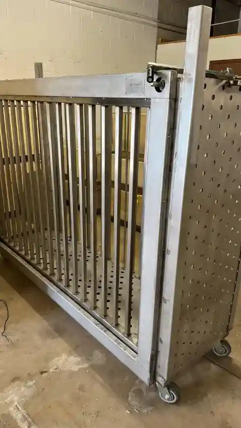 謎の封じ込め