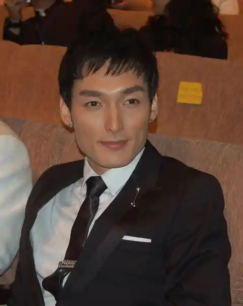 Tsuyoshi Kusanagi: Estimated at $8.17 million USD or approximately ¥1.3 billion