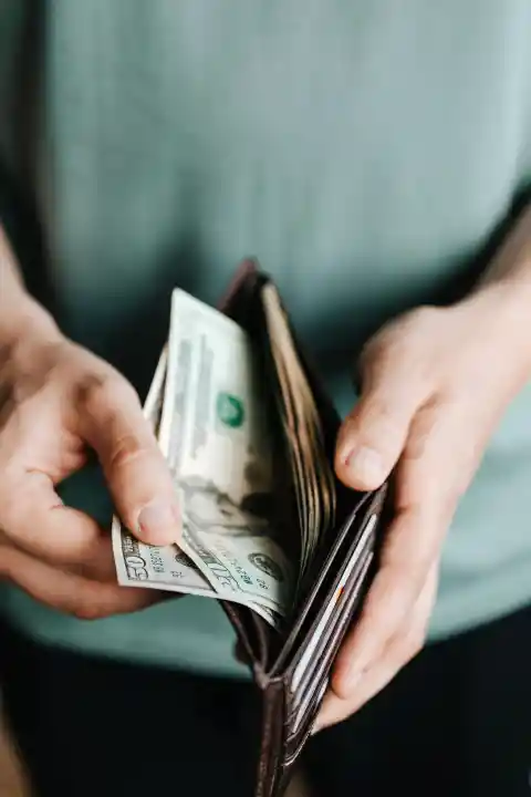 Cut Down On Insurance Costs With Defensive Driving
