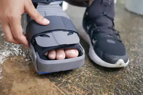 Pain In The Toes
