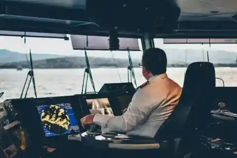 海賊の怒声