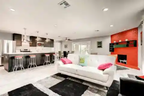 An Elegant Family-Friendly Rental