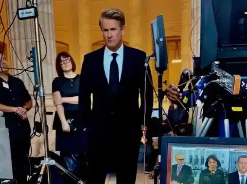 Joe Scarborough - 22%