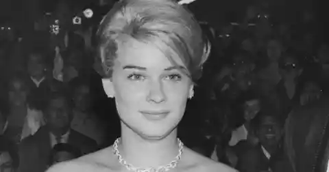 Connecticut - Hope Lange