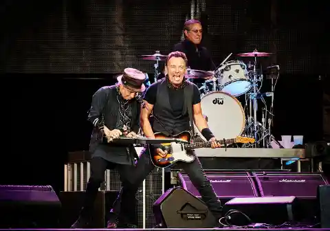 Quel est le surnom que Bruce Springsteen a longtemps porté ?
