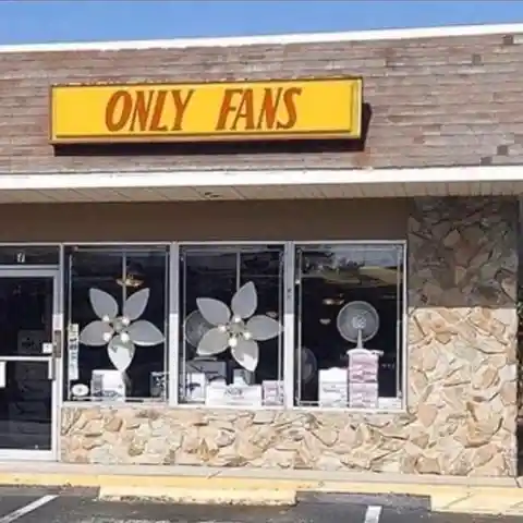  Shop that Sells Fans