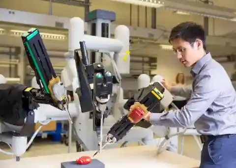 20. ベン：物静かなエンジニア