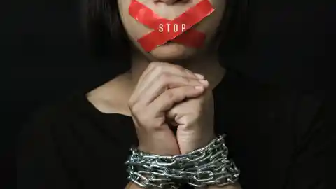 Discriminación Flagrante