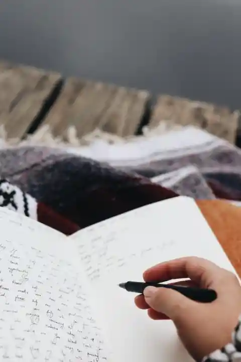How to Start a Journal And Not Stop at Page One