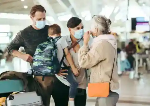 33. 예상치 못한 재회