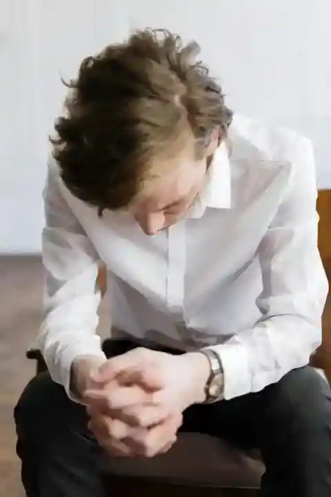 의심