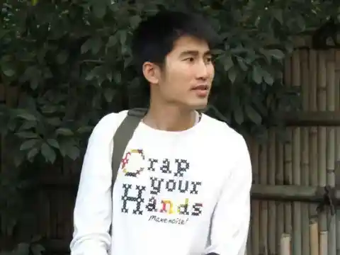 박수는 어려운 단어야