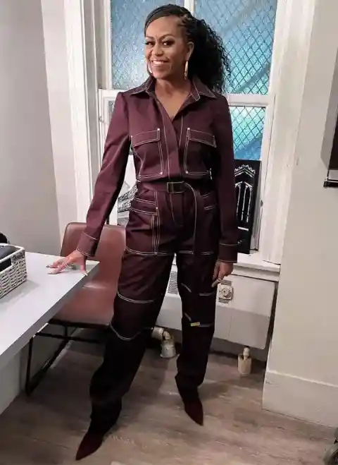 Michelle Obama – 5’11″, 150 Lbs