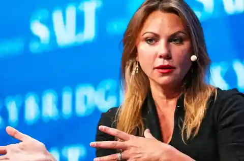 Lara Logan - 18%