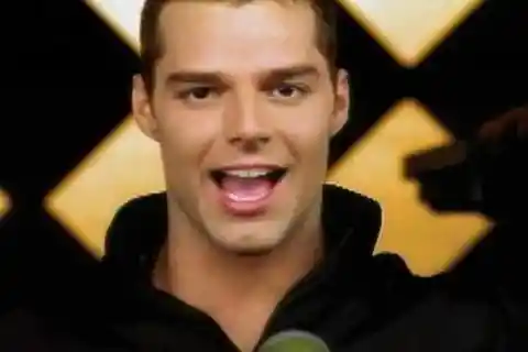 Livin’ La Vida Loca (1999) Ricky Martin