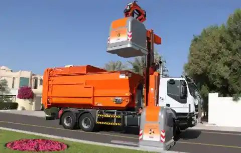 トイレ輸送車