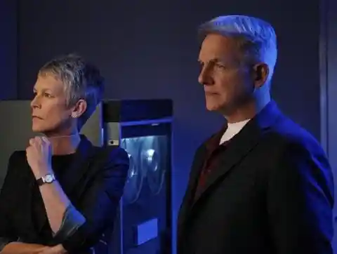 Jamie Lee Curtis as Dr. Samantha Ryan