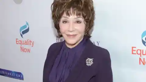 Lynda Resnick - Net worth: $5.3 billion