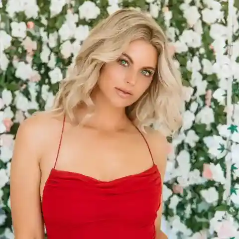 Lauren Sesselmann – Soccer Player – Born in 1983