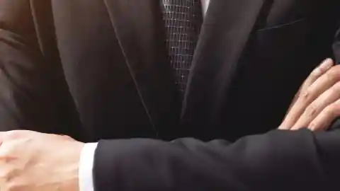 El Clavo En El Ataúd