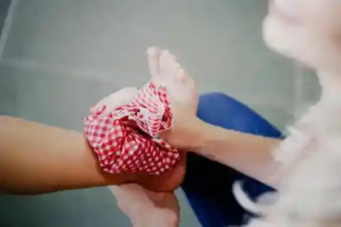 발의 개방성 상처